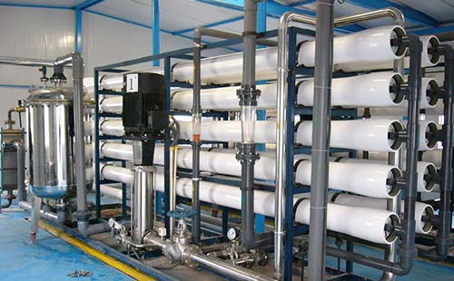 ���B͸�O(sh��)����|(zh��)�ĸ��Q���ڽ�B