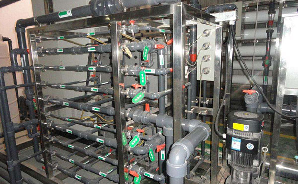 純凈水設(shè)備運行時需要注意哪些事項 純凈水設(shè)備運行時需要注意哪些事項